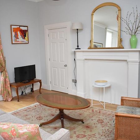 Bernard St - Bright And Spacious 1 Bed Apartment At The Shore! EDI Buitenkant foto