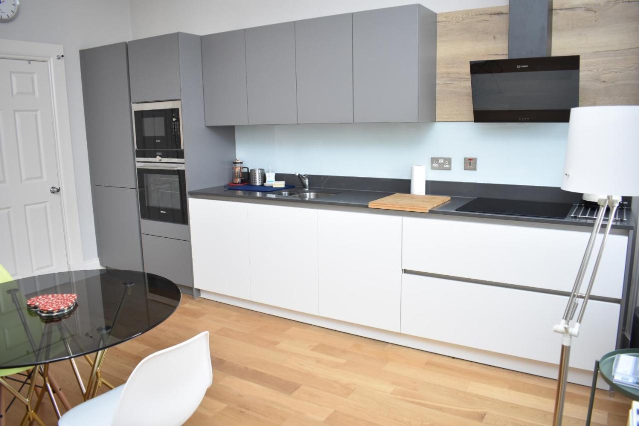 Bernard St - Bright And Spacious 1 Bed Apartment At The Shore! EDI Buitenkant foto