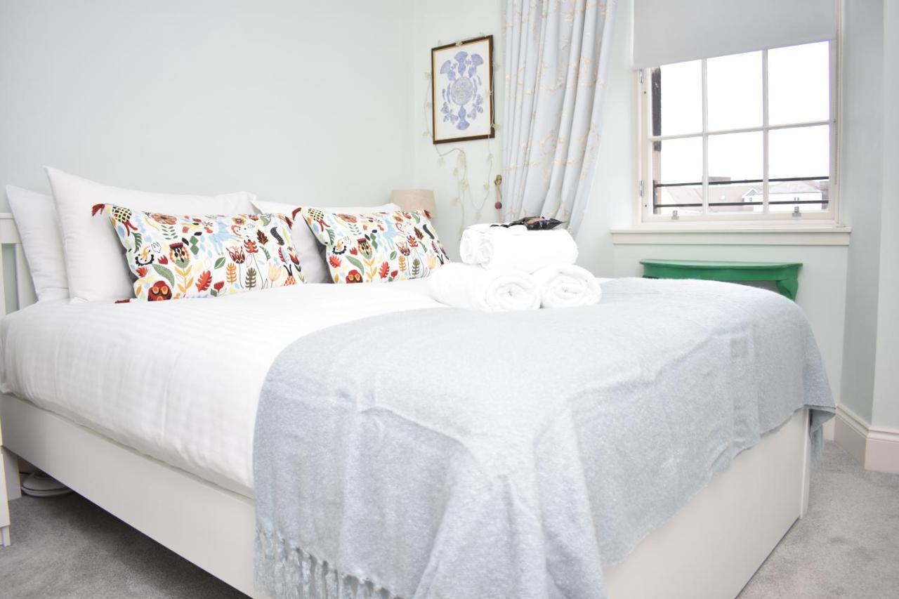 Bernard St - Bright And Spacious 1 Bed Apartment At The Shore! EDI Buitenkant foto