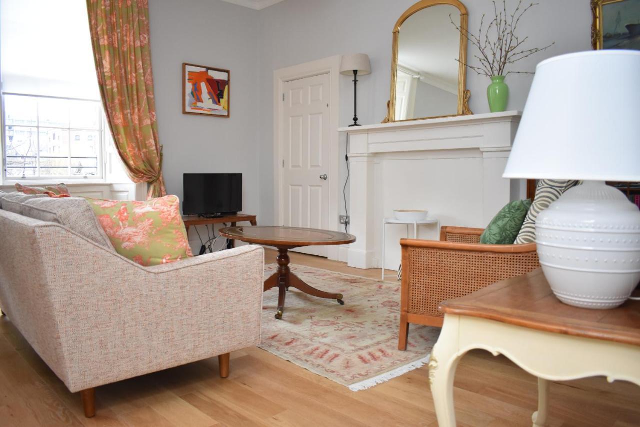 Bernard St - Bright And Spacious 1 Bed Apartment At The Shore! EDI Buitenkant foto